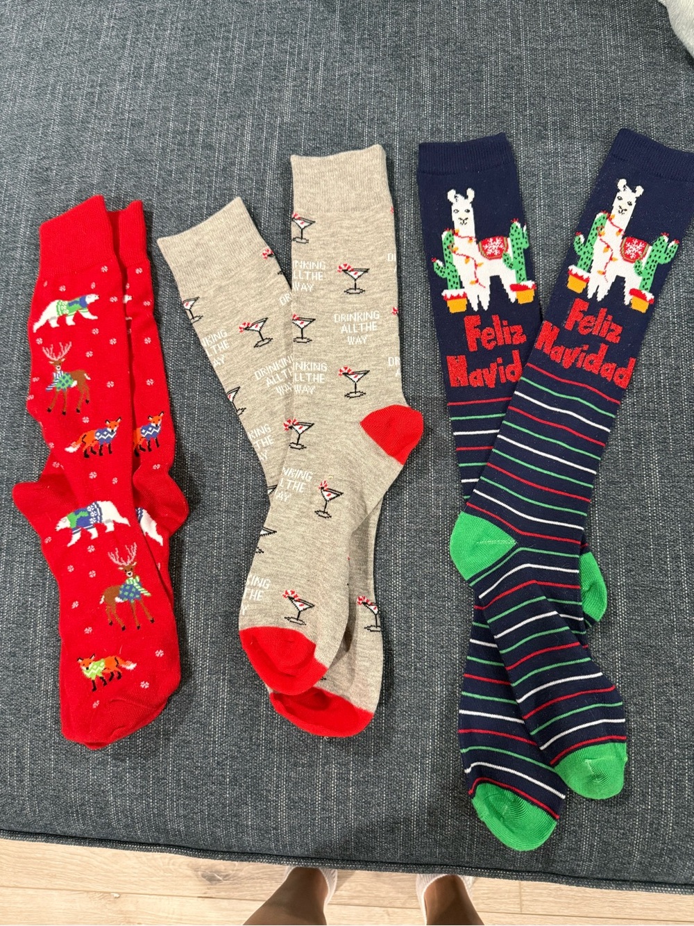 Women’s Holiday Crew Socks - Red, Beige, Navy (Pack)